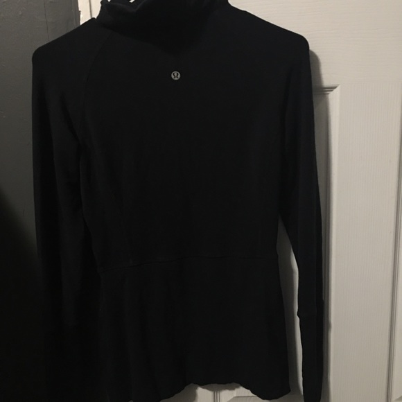 Lululemon Jacket - Picture 4 of 7